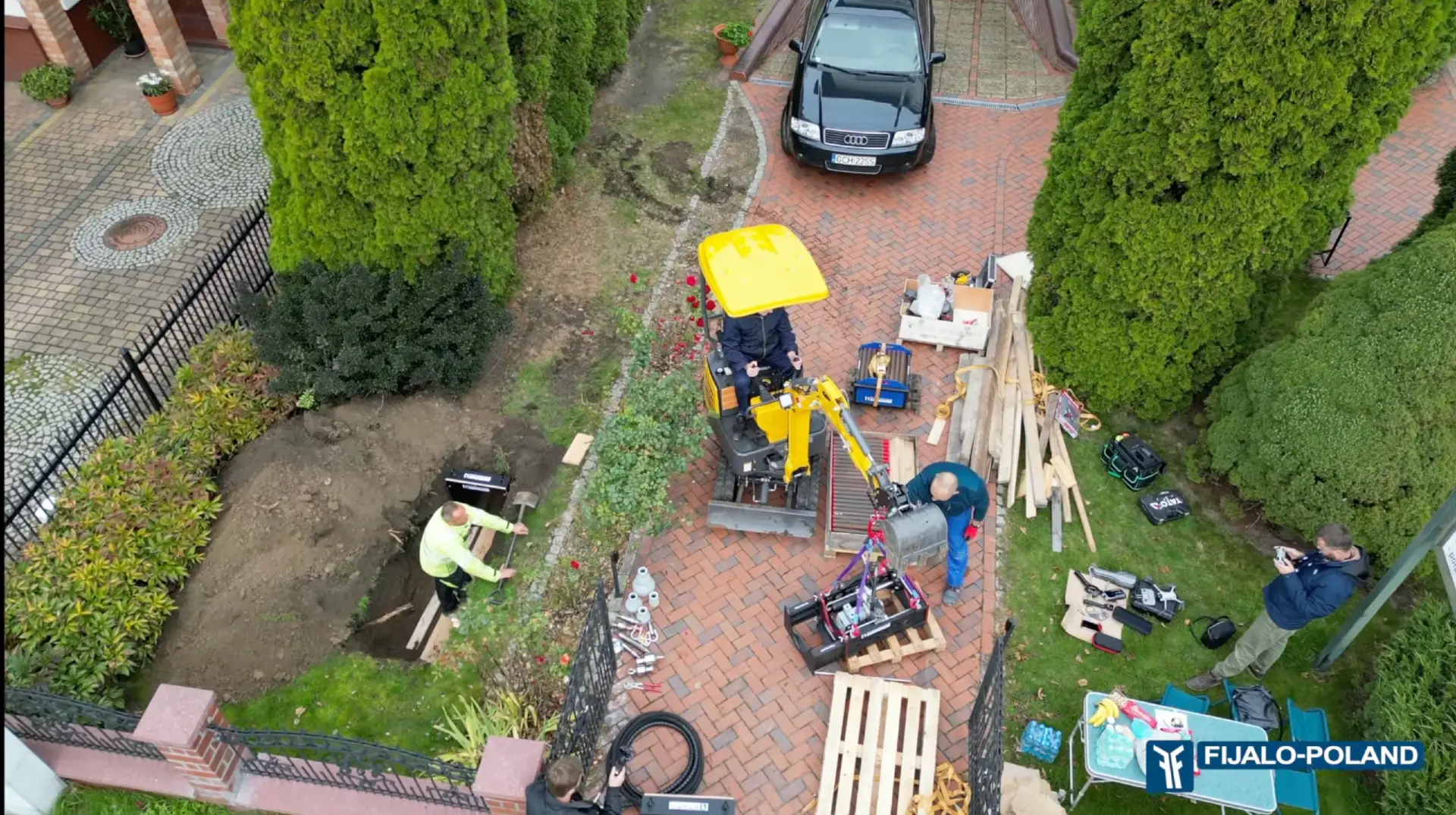 Hydrauliczna maszyna przeciskowa w branży wodno-kanalizacyjnej - FIJALO